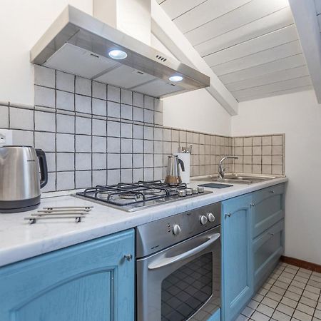 Pratello Elegante E Raffinata Mansarda Apartment Болоня Екстериор снимка