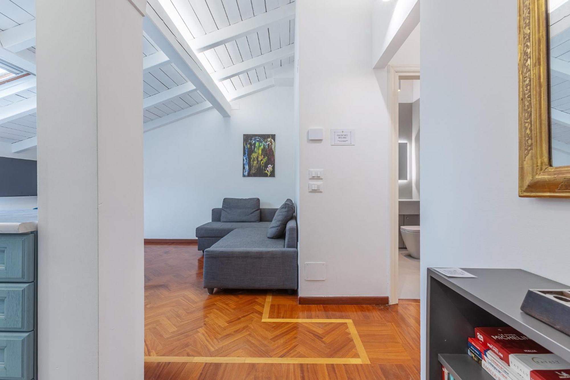 Pratello Elegante E Raffinata Mansarda Apartment Болоня Екстериор снимка