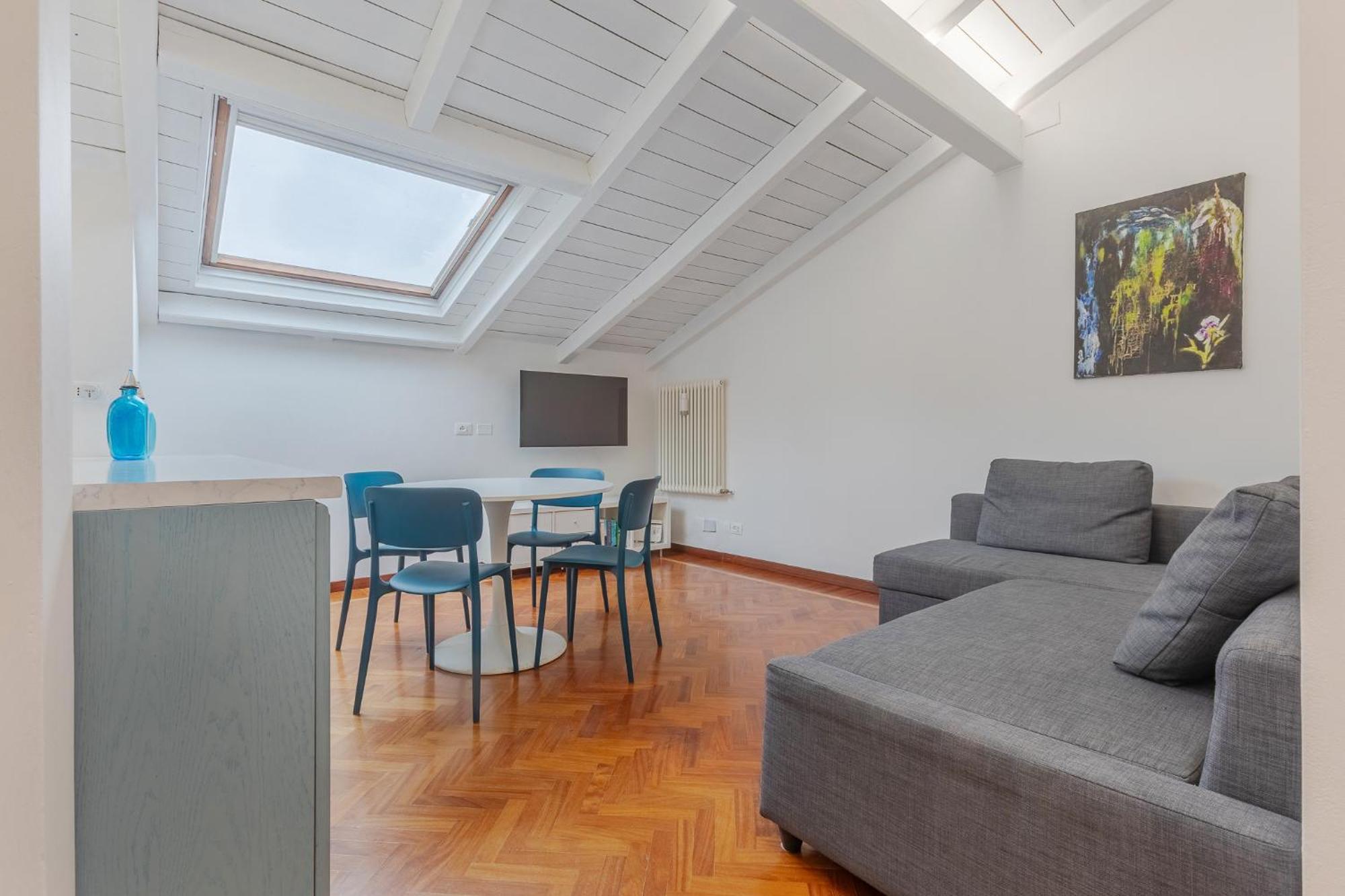 Pratello Elegante E Raffinata Mansarda Apartment Болоня Екстериор снимка